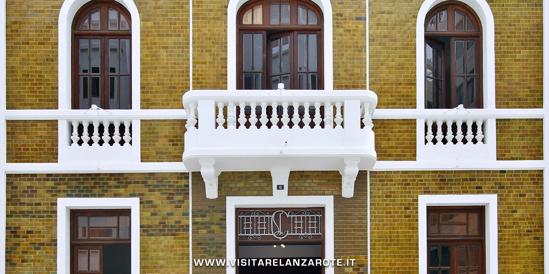 La Casa Amarilla Lanzarote